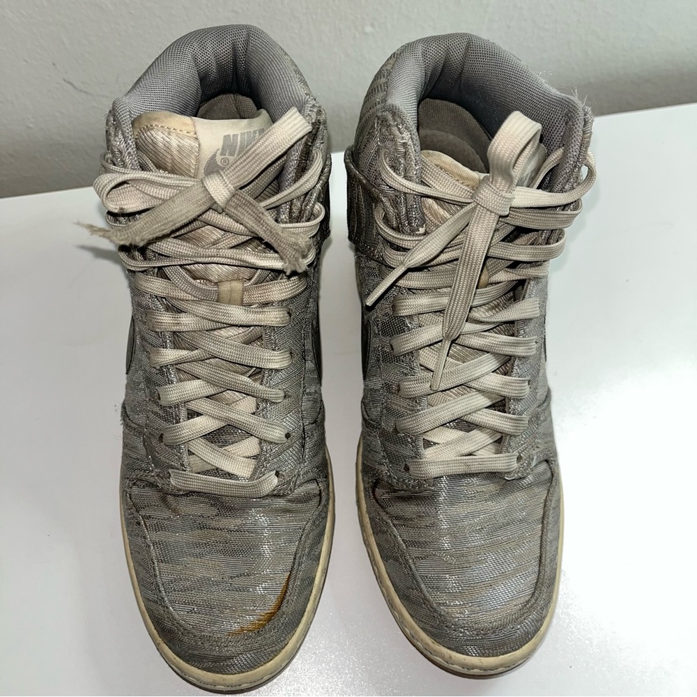 Nike Women's Dunk Sky High Wedge Sneakers Size 6.5 - Picture 8 of 9